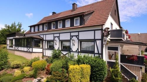 Landgasthof Zum Burghof, Medebach Landgasthof Zum Burghof, Medebach